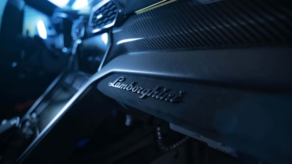 El Lamborghini Urus Performante se alista en la policía italiana 14 Motor16 2023 lamborghini urus performante polizia 13 Motor16