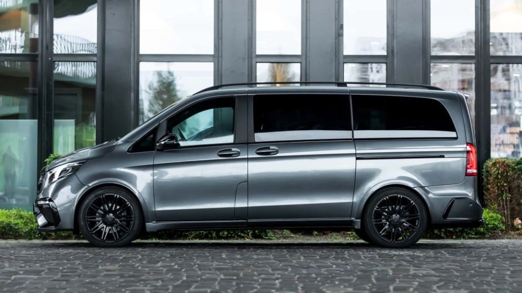 Manhart Performance crea el Clase V que Mercedes-AMG no se atreve 10 Motor16 2023 manhart v 350 mercedes benz clase v 23 Motor16