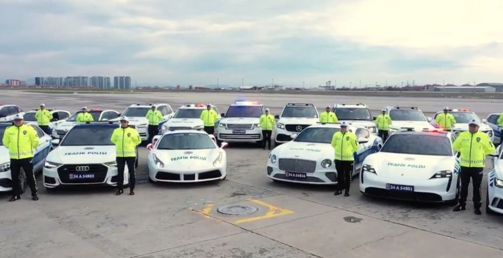 Los coches de la policía turca dejan en evidencia a los de la Guardia Civil, Policía Nacional... 3 Motor16 2023 policia turquia coches 2 Motor16
