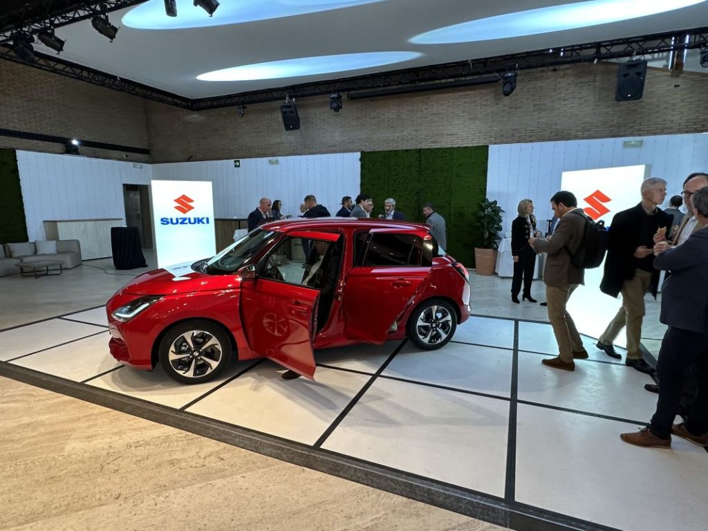La red de concesionarios Suzuki conoce en primicia el nuevo Swift 1 Motor16 2023 Suzuki Swift Concesionarios. Imagen swift.
