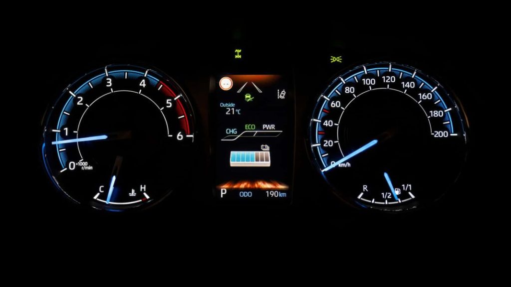 El Toyota Hilux ya presume de etiqueta ECO de la DGT 21 Motor16 2023 toyota hilux mild hybrid 13 Motor16