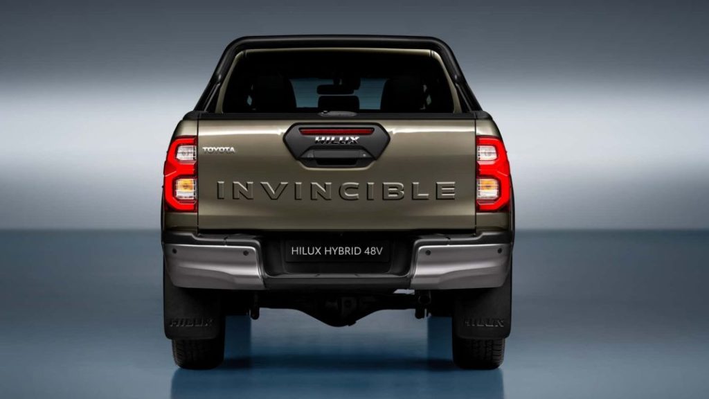 El Toyota Hilux ya presume de etiqueta ECO de la DGT 7 Motor16 2023 toyota hilux mild hybrid 4 Motor16