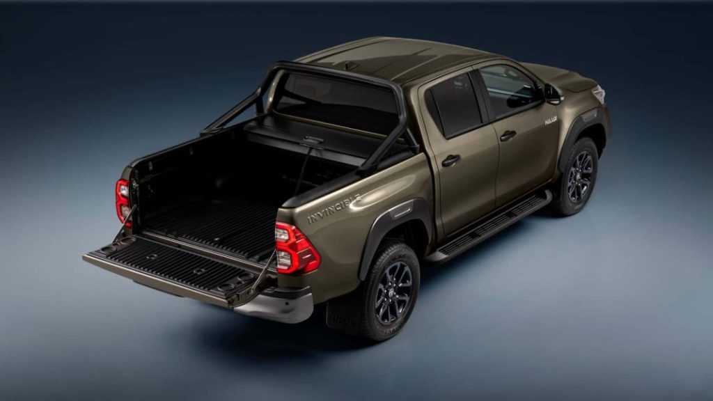 El Toyota Hilux ya presume de etiqueta ECO de la DGT 10 Motor16 2023 toyota hilux mild hybrid 7 Motor16