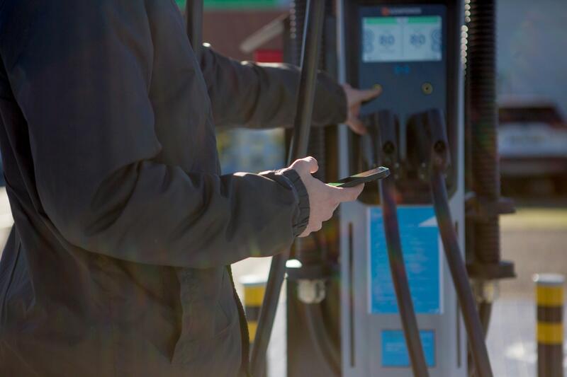 Los dos gigantes que se unen para que encuentres cargadores de alta calidad 1 Motor16 2023 Cargadores. Coche eléctrico. Aplicación.