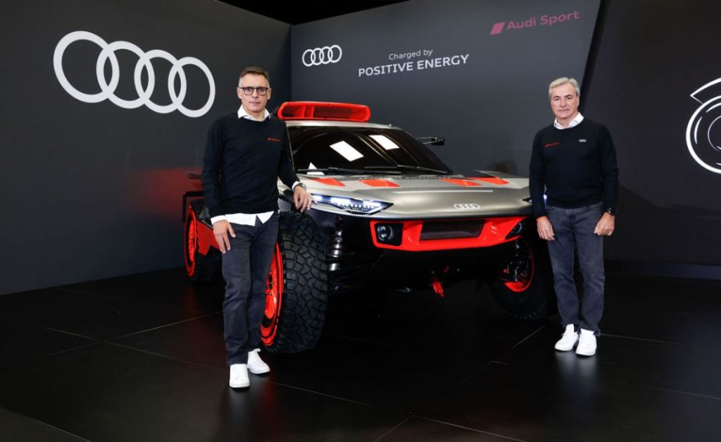 Así es el Audi RS Q e-tron que necesita hacer historia en el Dakar y también en las carreras 1 Motor16 CARLOS SAINZ AUDI DAKAR 1 1 Motor16