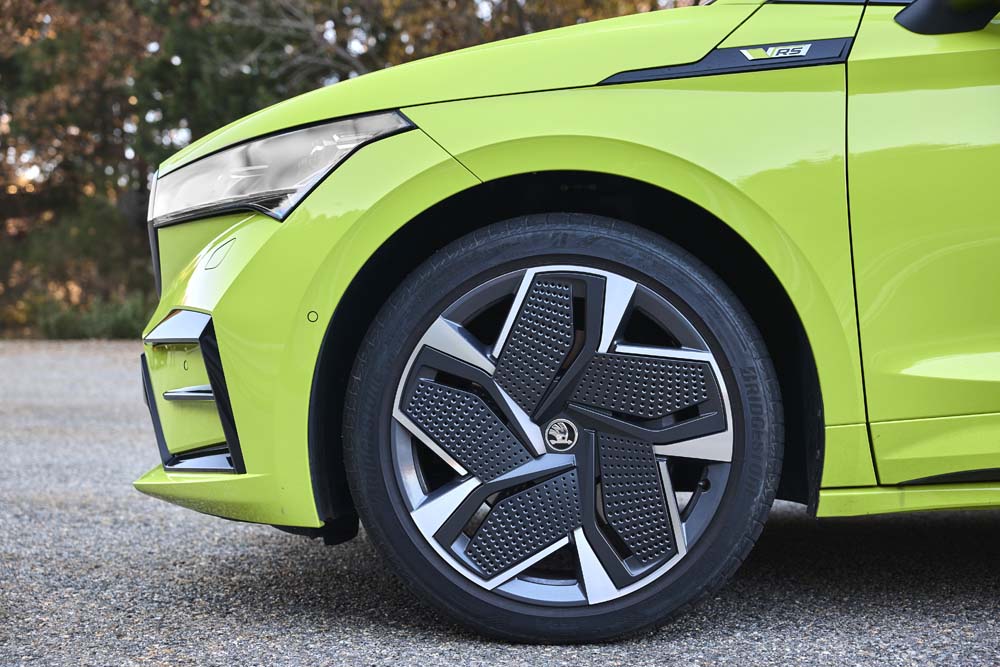 Gama Škoda RS, modelos exclusivos y clave en la 'metamorfosis' de la marca 12 Motor16 Detalles Enyaq 7 Motor16