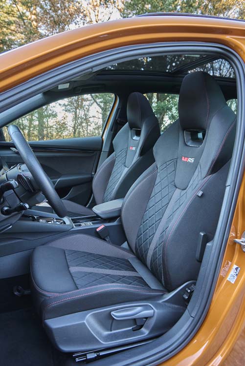 Gama Škoda RS, modelos exclusivos y clave en la 'metamorfosis' de la marca 26 Motor16 Detalles Octavia 4 Motor16