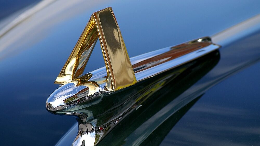 El emblema más raro que has visto en un coche 4 Motor16 IMPACTO AMBIENTAL Y SOSTENIBILIDAD