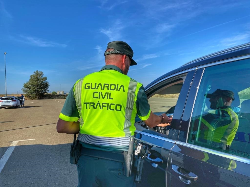 guardia civil dgt
