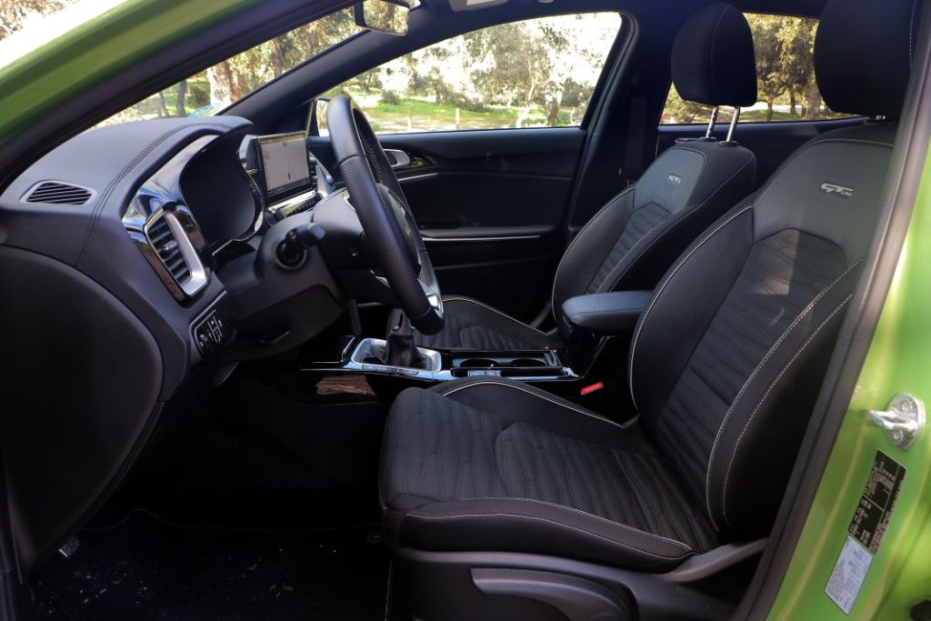 Prueba del Kia XCeed GT-Line 1.5 MHEV iMT 160 CV: ¿El motor perfecto para este crossover? 21 Motor16 Kia XCeed MHEV 2024 prueba 11 Motor16