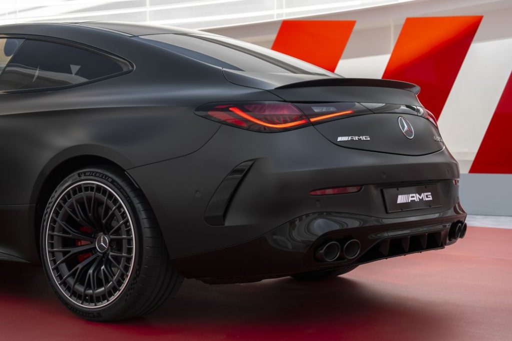 El Mercedes-AMG CLE 53 Coupé estrena compresor eléctrico y etiqueta Eco 45 Motor16 Mercedes AMG CLE 53 Coupe 2024 14 Motor16