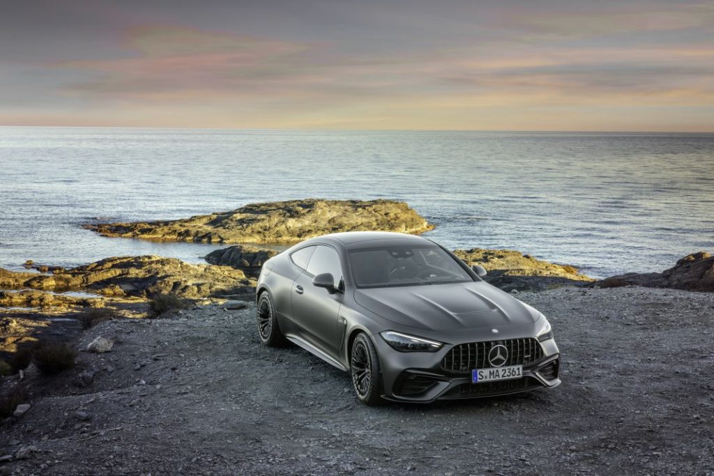 El Mercedes-AMG CLE 53 Coupé estrena compresor eléctrico y etiqueta Eco 24 Motor16 Mercedes AMG CLE 53 Coupe 2024 38 Motor16