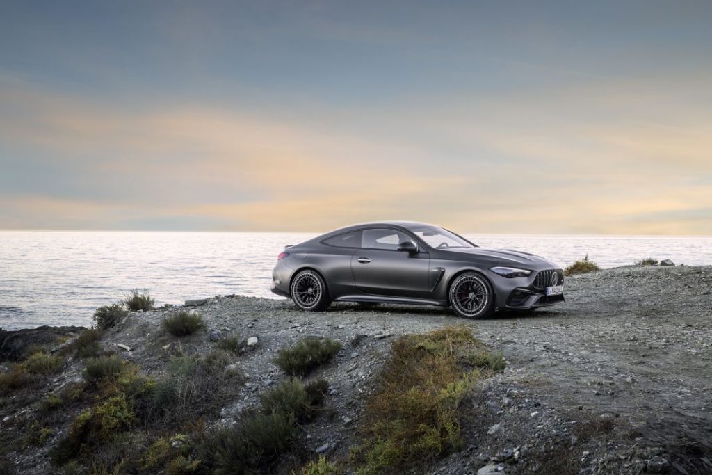 El Mercedes-AMG CLE 53 Coupé estrena compresor eléctrico y etiqueta Eco 21 Motor16 Mercedes AMG CLE 53 Coupe 2024 41 Motor16