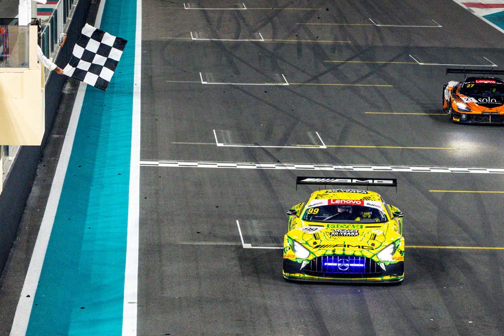 Mercedes AMG competicion 4 Motor16