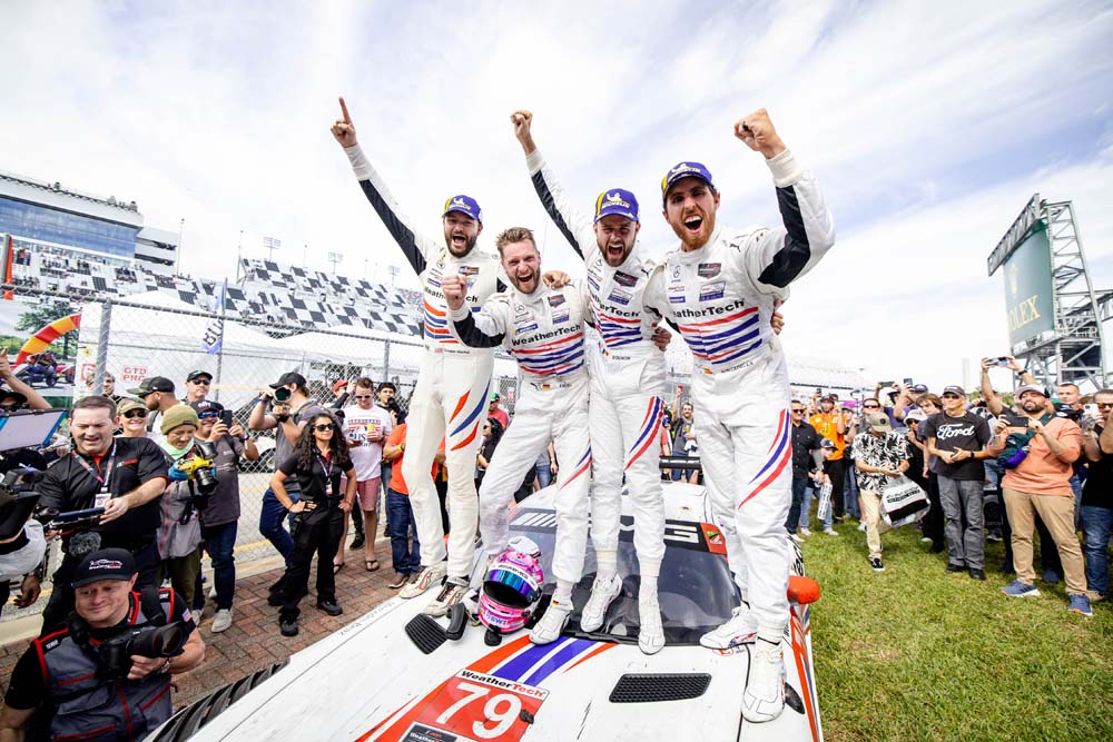 Mercedes AMG competicion 7 Motor16