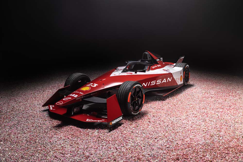 Nissan prepara el Salón de Tokio: competición, emergencias, concept... 1 Motor16 Nissan e-4ORCE 04