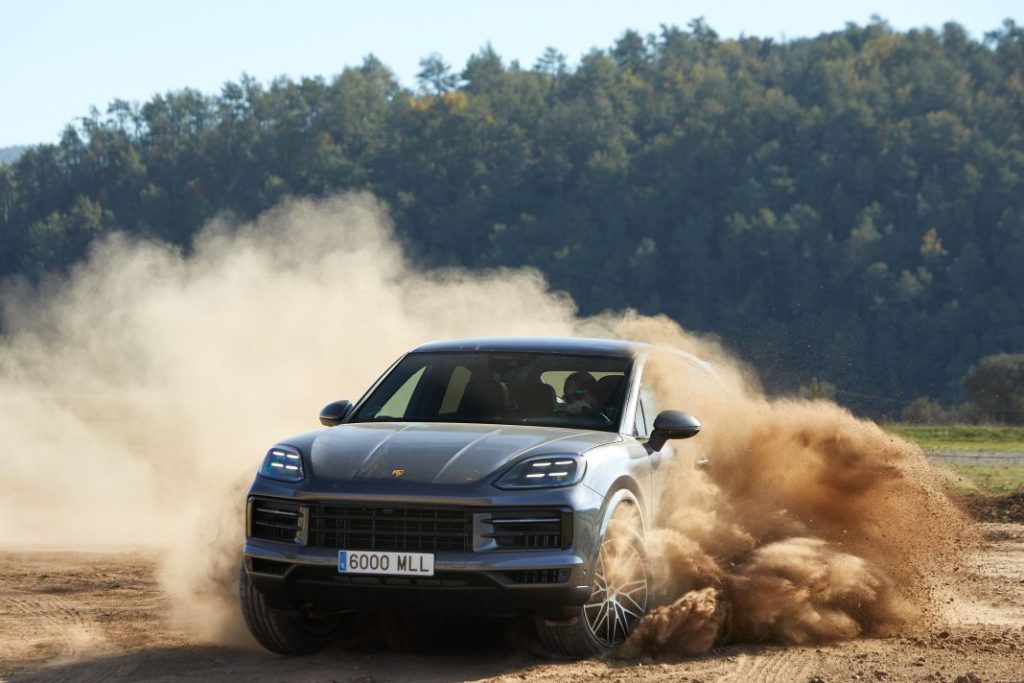 Porsche Cayenne: Probamos un deportivo SUV en el que todo cambia 38 Motor16 Porsche Cayenne S 33 Motor16