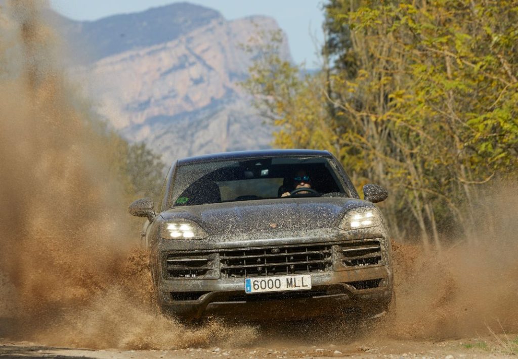 Porsche Cayenne: Probamos un deportivo SUV en el que todo cambia 43 Motor16 Porsche Cayenne S 42 Motor16