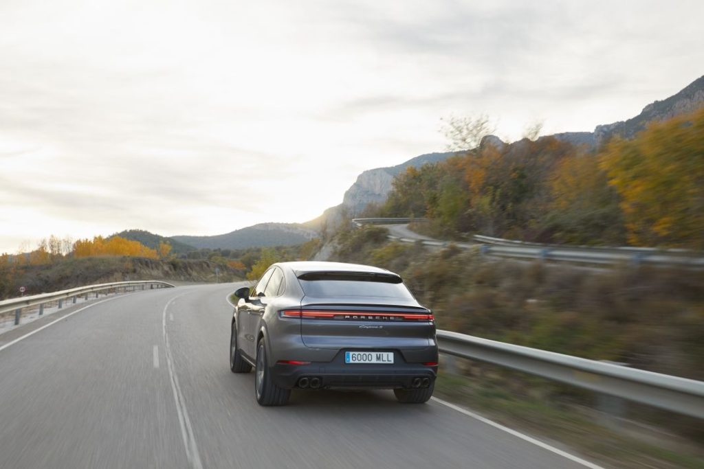 Porsche Cayenne: Probamos un deportivo SUV en el que todo cambia 46 Motor16 Porsche Cayenne S 49 Motor16