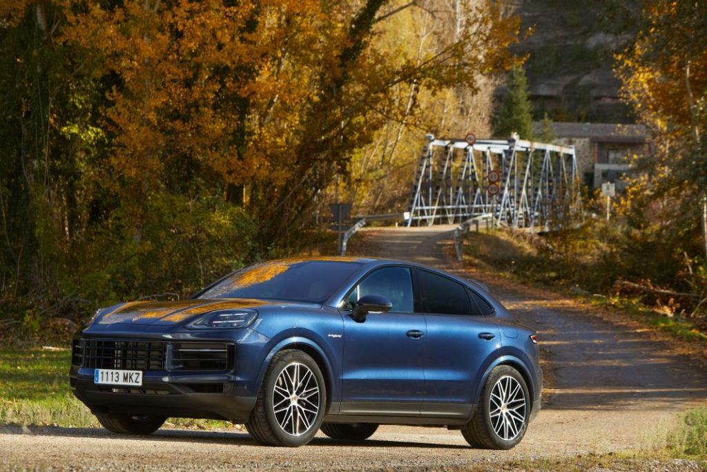 Porsche Cayenne: Probamos un deportivo SUV en el que todo cambia 8 Motor16 Porsche Cayenne e hybrid 05 Motor16