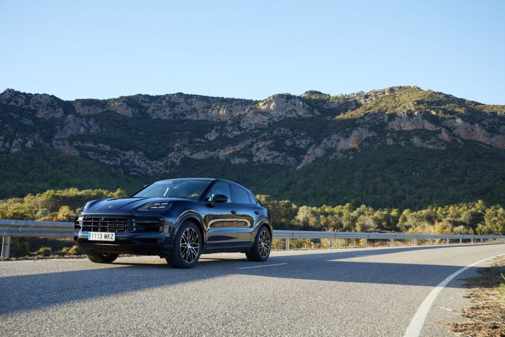 Porsche Cayenne: Probamos un deportivo SUV en el que todo cambia 22 Motor16 Porsche Cayenne e hybrid 31 Motor16
