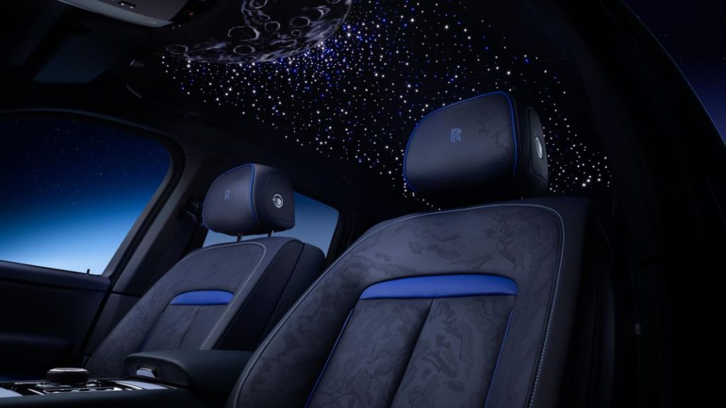 Estos son los Rolls-Royce más exclusivos creados en 2023 (II) 7 Motor16 Rolls Royce Black Badge Cullinan Blue Shadow 3 Motor16