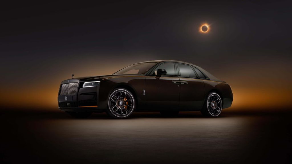 Estos son los Rolls-Royce más exclusivos creados en 2023 (I) 18 Motor16 Rolls Royce Black Badge Ghost Ekleipsis 1 Motor16