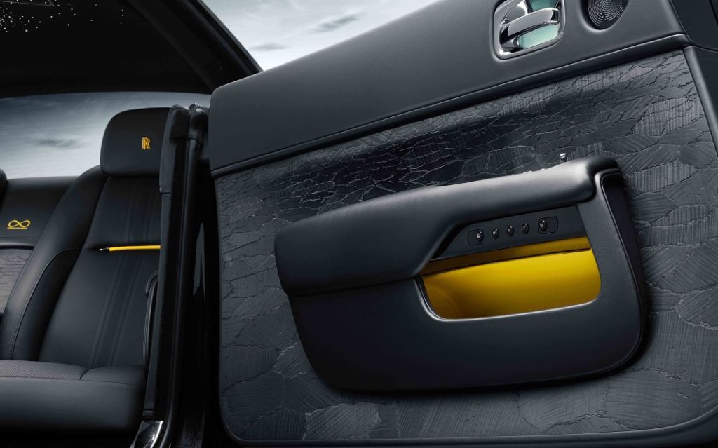 Estos son los Rolls-Royce más exclusivos creados en 2023 (III) 3 Motor16 Rolls Royce Black Badge Wraith Black Arrow 4 Motor16