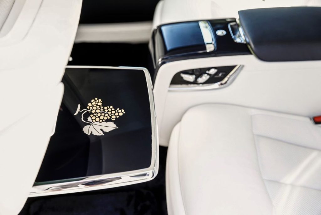 Estos son los Rolls-Royce más exclusivos creados en 2023 (III) 14 Motor16 Rolls Royce Phantom Cinque Terre 4 Motor16