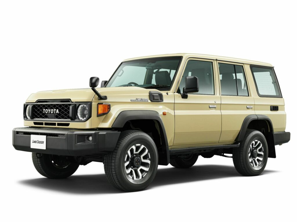 El Toyota Land Cruiser 70 estrena rediseño y recupera la carrocería corta 1 Motor16 Toyota Land Cruiser Serie 70 2024 12 Motor16