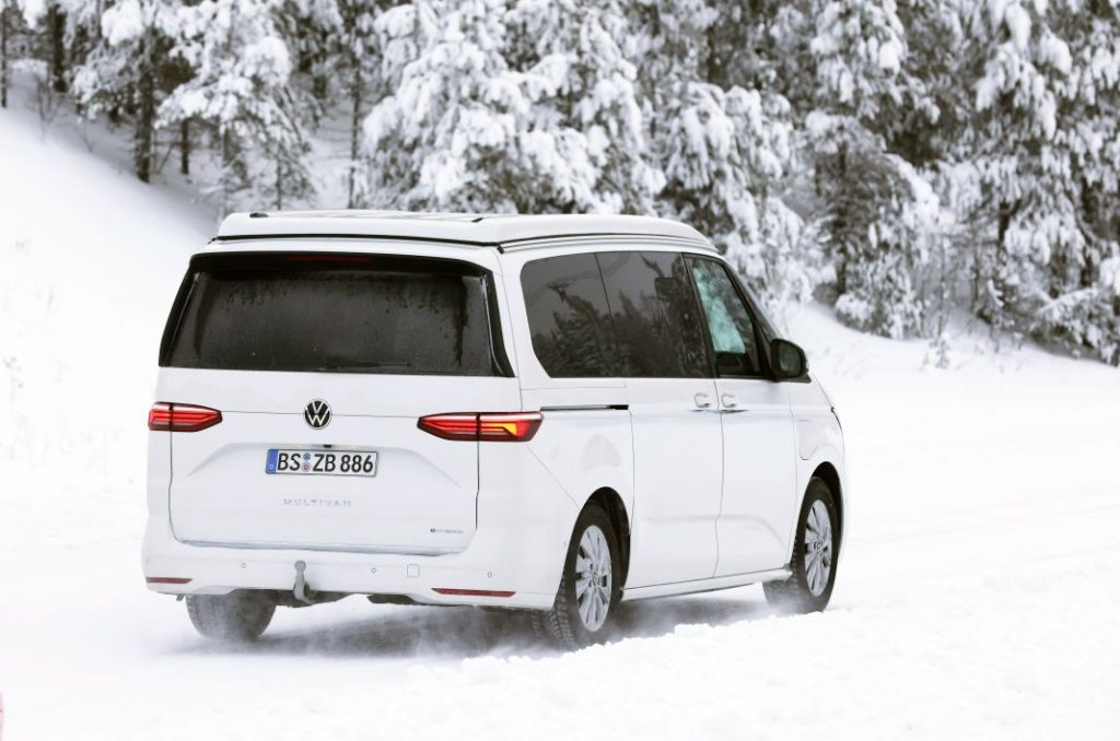 Fotos espía de la Volkswagen California 2024. La camper más esperada 15 Motor16 Volkswagen California 2024 13 Motor16