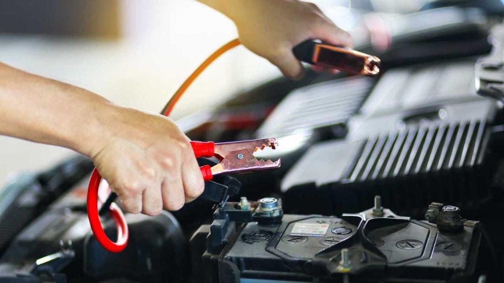 Consejos para cuidar tu coche en invierno y evitar averías 1 Motor16 bateria Motor16
