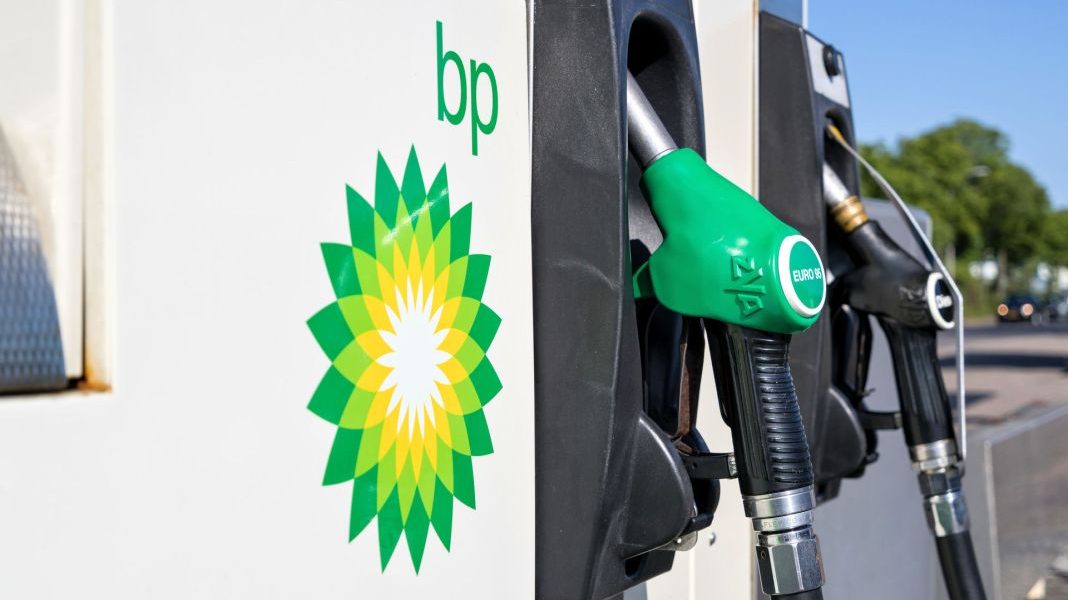 bp gasolinera 1 edited Motor16