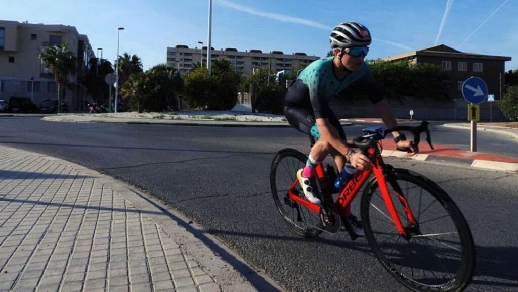 Así es como la Policía quiere que los ciclistas actúen ante los pasos de peatones 53 Motor16 infracciones