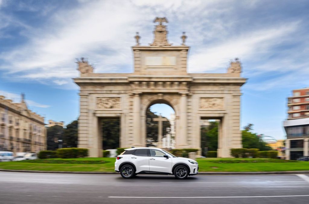 lexus lbxrelax sonic quartz dynamic 055 Motor16