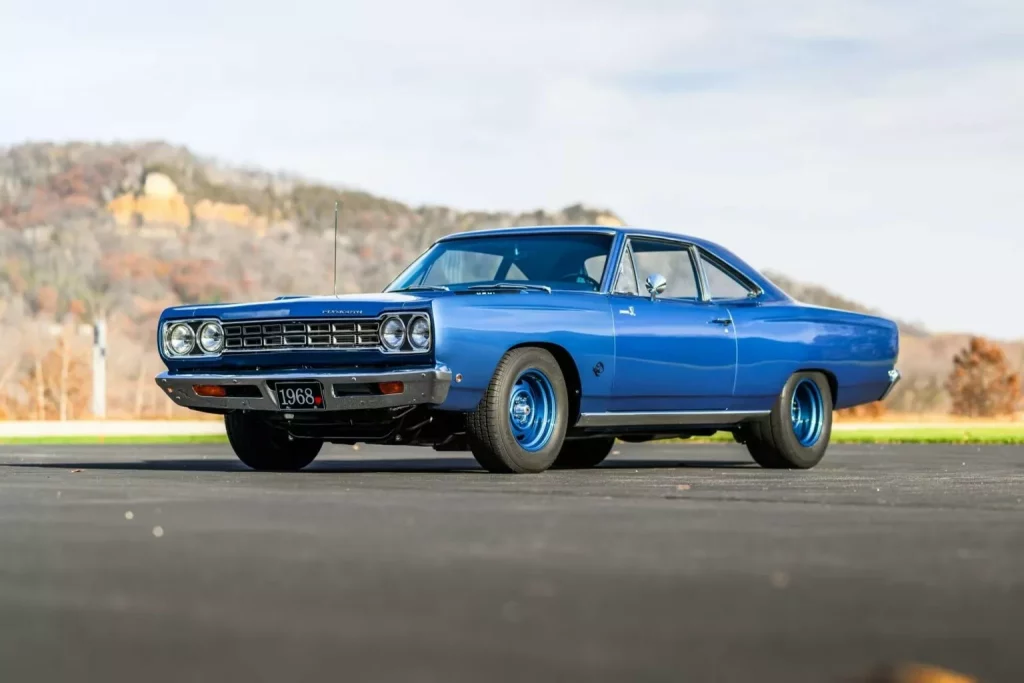 1968 Plymouth Road Runner Hellephant 1 Motor16