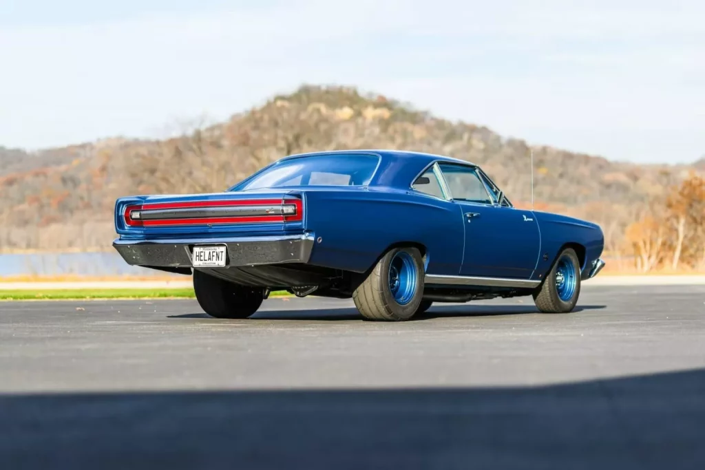 1968 Plymouth Road Runner Hellephant 14 Motor16