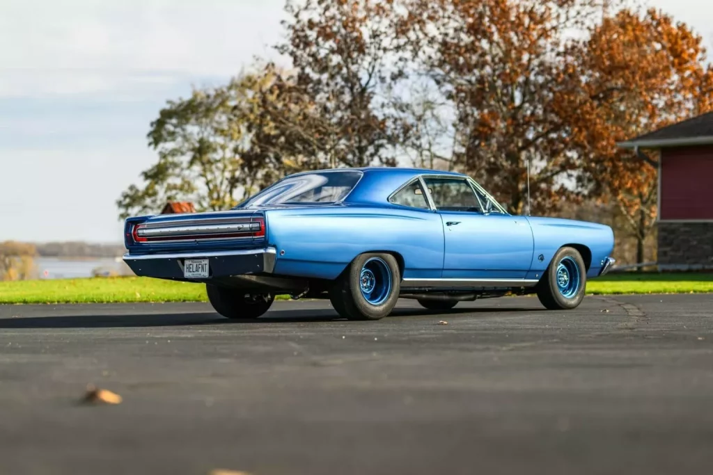 1968 Plymouth Road Runner Hellephant 3 Motor16