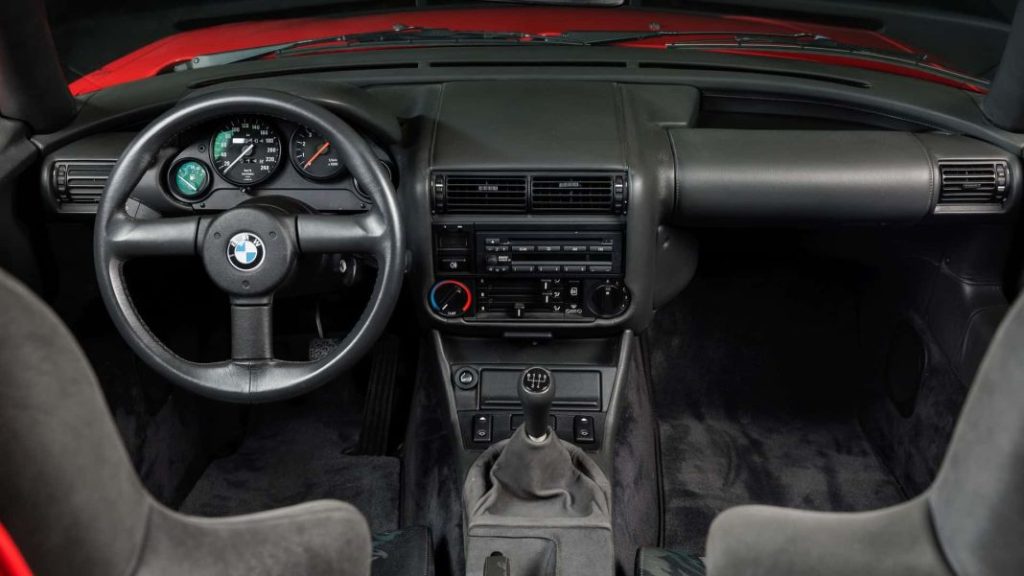 Un BMW Z1 como recién salido de fábrica va a ser subastado 13 Motor16 1990 bmw z1 artcurial 10 Motor16
