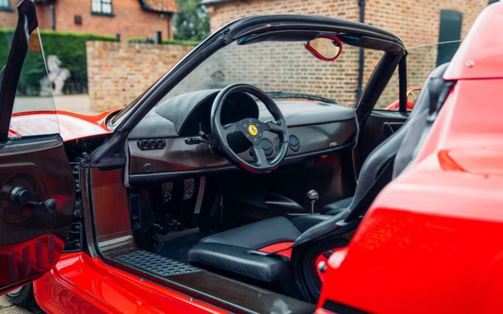 Los secretos de uno de los 19 Ferrari F50 de preproducción que se vende 1 Motor16 1995 Ferrari F50 DK Engineering. Imagen interior.