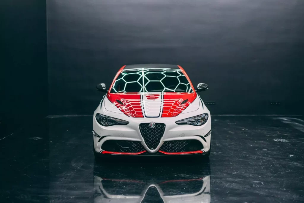 2019 Alfa Romeo Giulia Quadrifoglio Sothebys 4 Motor16