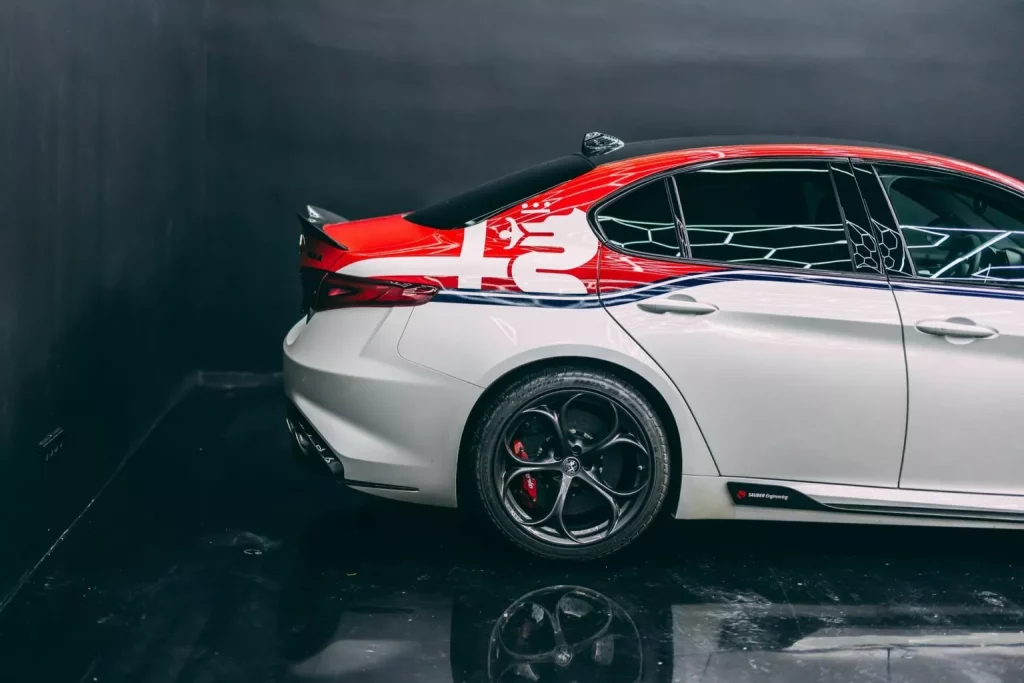 2019 Alfa Romeo Giulia Quadrifoglio Sothebys 6 Motor16