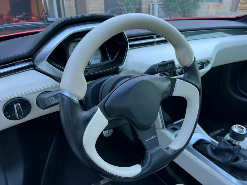 Saleen S1: El único prototipo funcional ha sido subastado en eBay 20 Motor16 2019 Saleen S1 Prototype eBay 17 Motor16