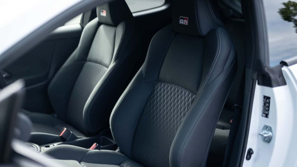 20234 toyota gr yaris rs 11 Motor16