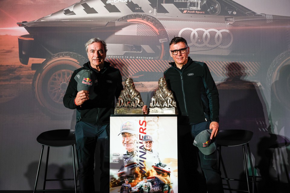 2024 Audi Center Carlos Sainz Lucas Cruz 8 Motor16