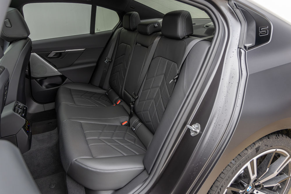 Probamos el BMW 520d: Hasta el infinito... Y más allá 20 Motor16 2024 BMW 520d Prueba 22 Motor16