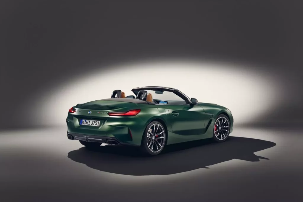 2024 BMW Z4 M40i Pure Impulse. Imagen estudio.