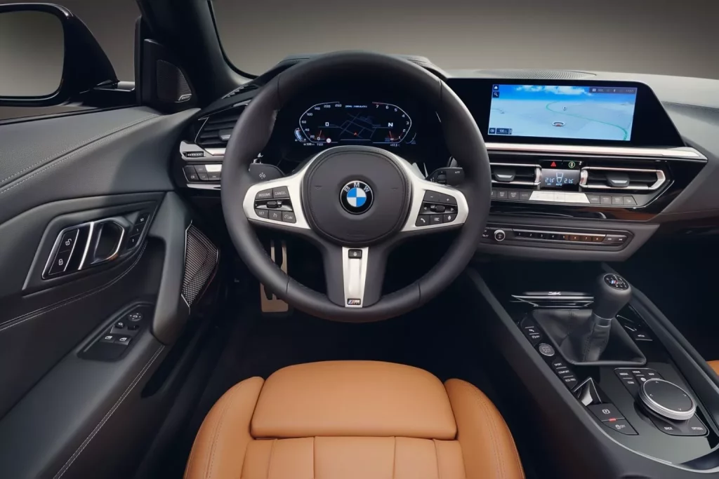 El cambio manual llega al BMW Z4 M40i. Solo para entusiastas 22 Motor16 2024 BMW Z4 M40i Manual 19 Motor16