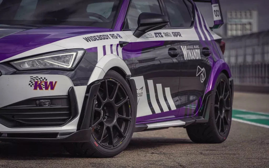 2024 Cupra Leon Widebody RS JE Design 37 Motor16