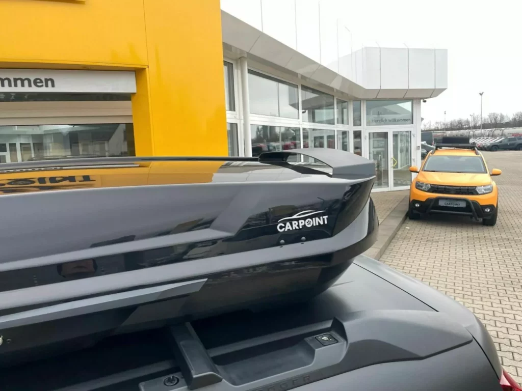 El Dacia Jogger gana puntos en deportividad y funcionalidad 15 Motor16 2024 Dacia Jogger Carpoint Edition 11 Motor16